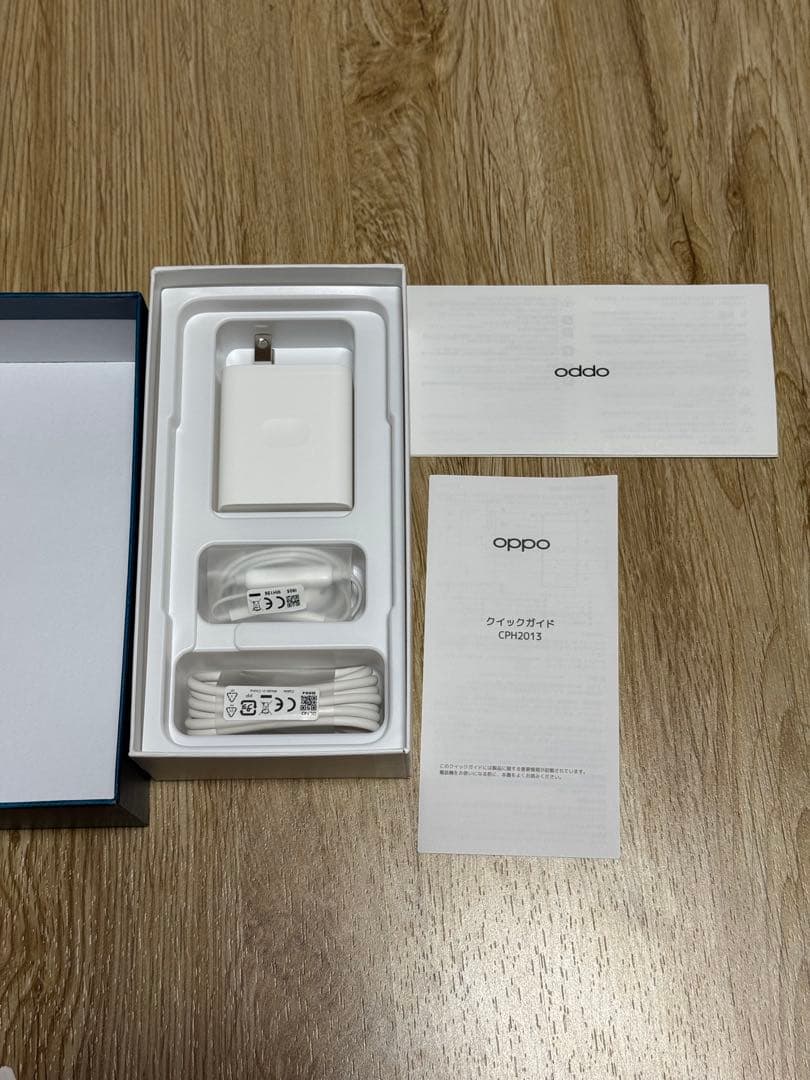 極上美品・OPPO　Reno3 A 128GB　SIMフリー・通信制限無し