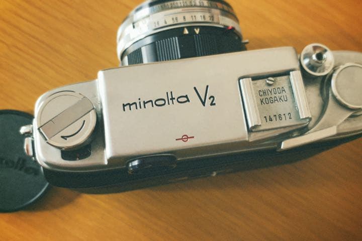 minolta V2のフィルムカメラ
