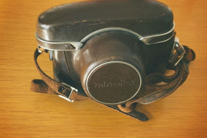minolta V2のフィルムカメラ