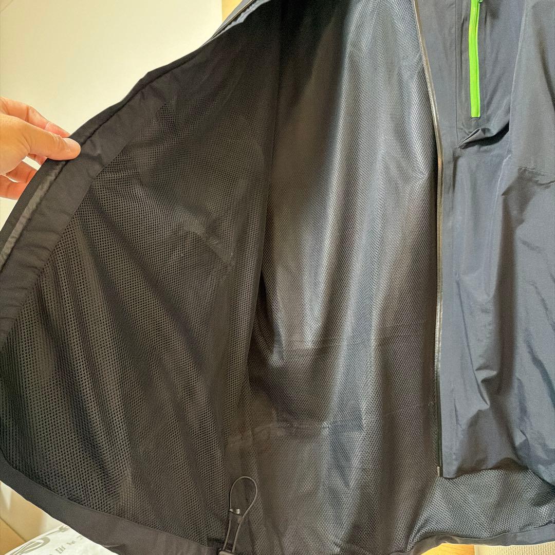 【直営店限定】アンダーアーマー アーバンアウトドア シェル ジャケット