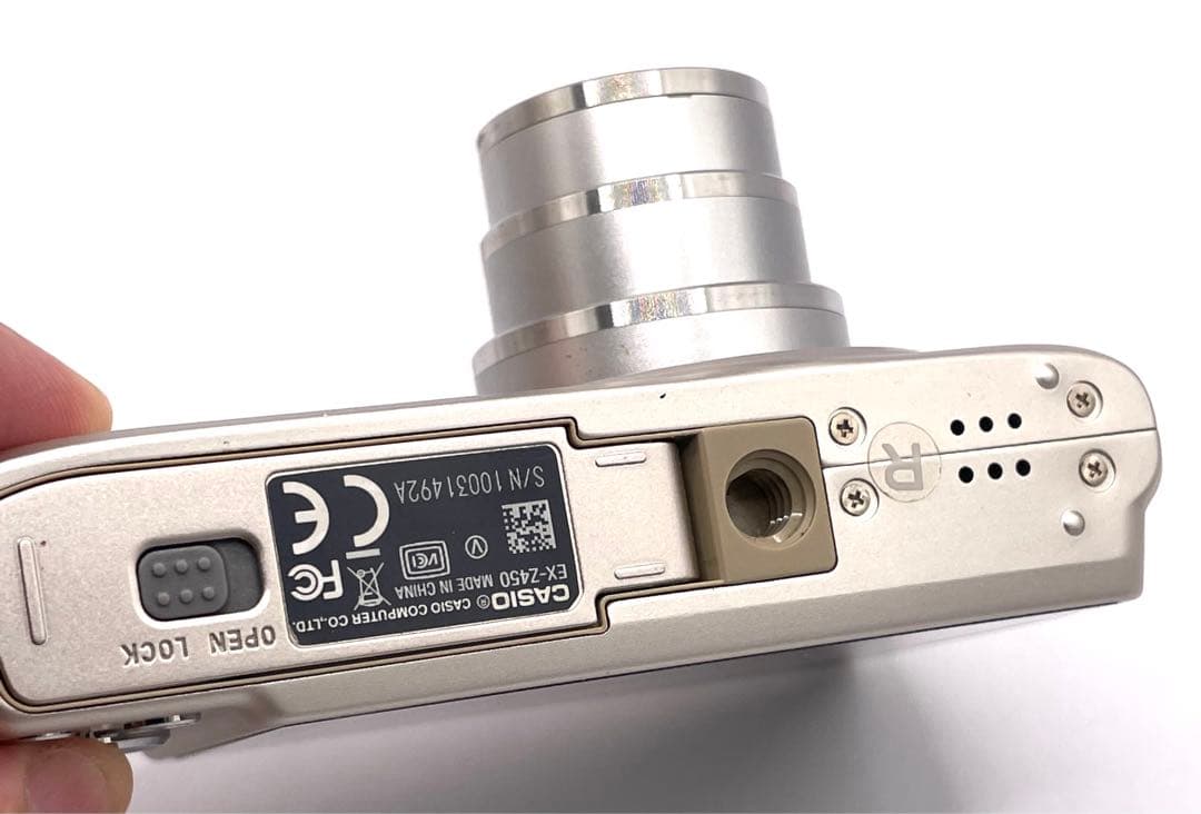 CASIO EXILIM EX-Z450 デジタルカメラ　美品　付属品たっぷり