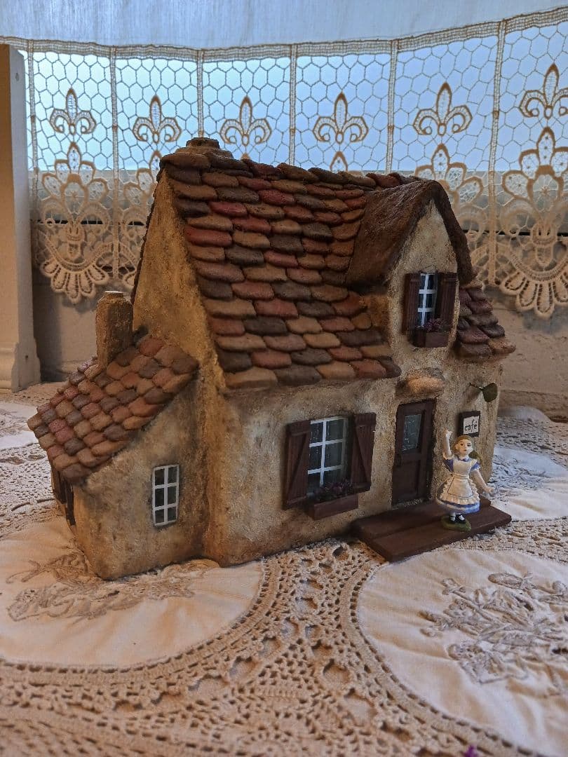 モルタルオブジェ　可愛いカフェ