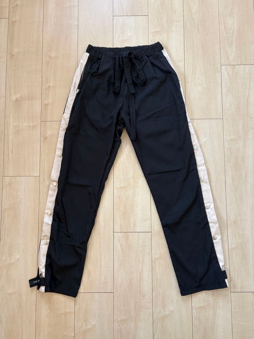 FEAR OF GOD ナイロンカーゴスナップパンツ