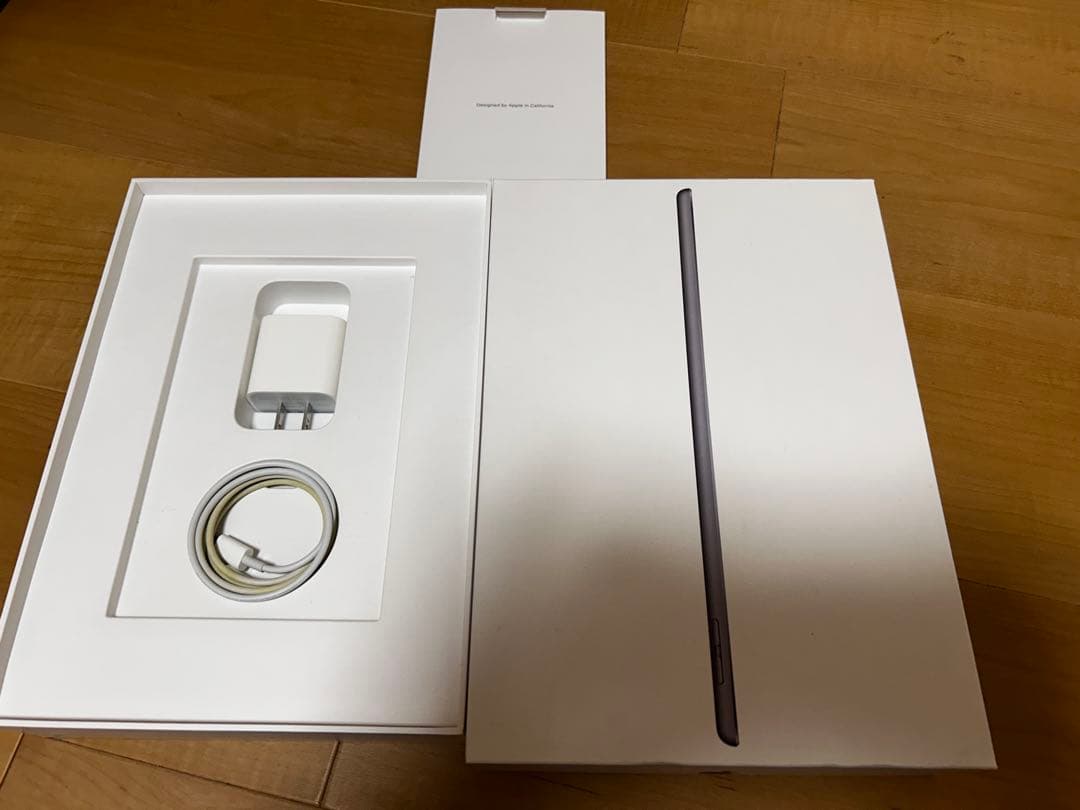 Apple iPad 第８世代　ペンシル付き