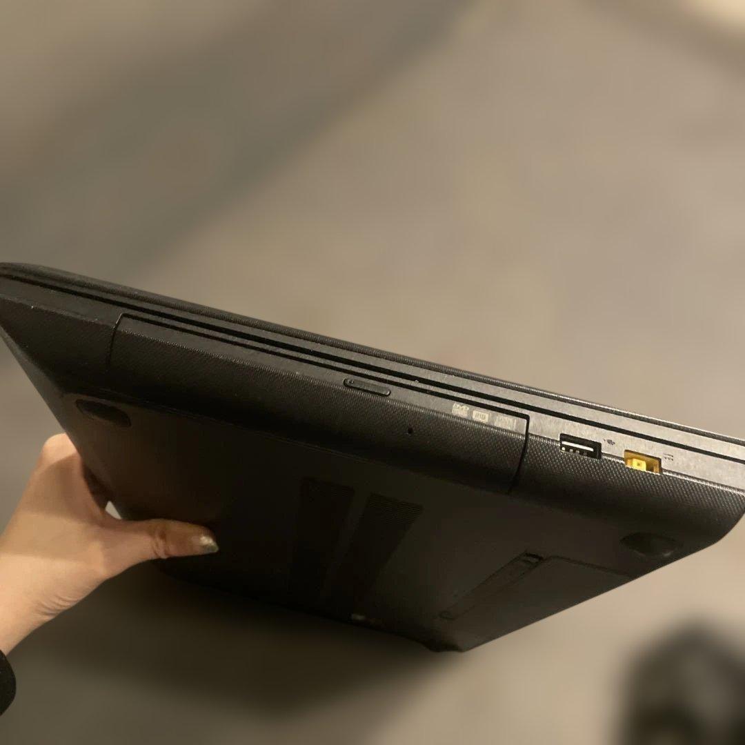 Lenovo ノートPC 初期設定中 電源ケーブル付き