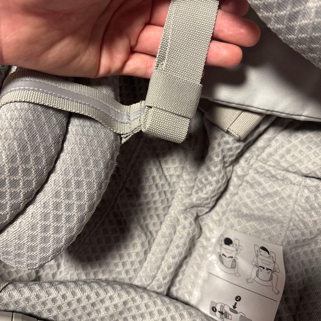 エルゴ　オムニブリーズ　パールグレー