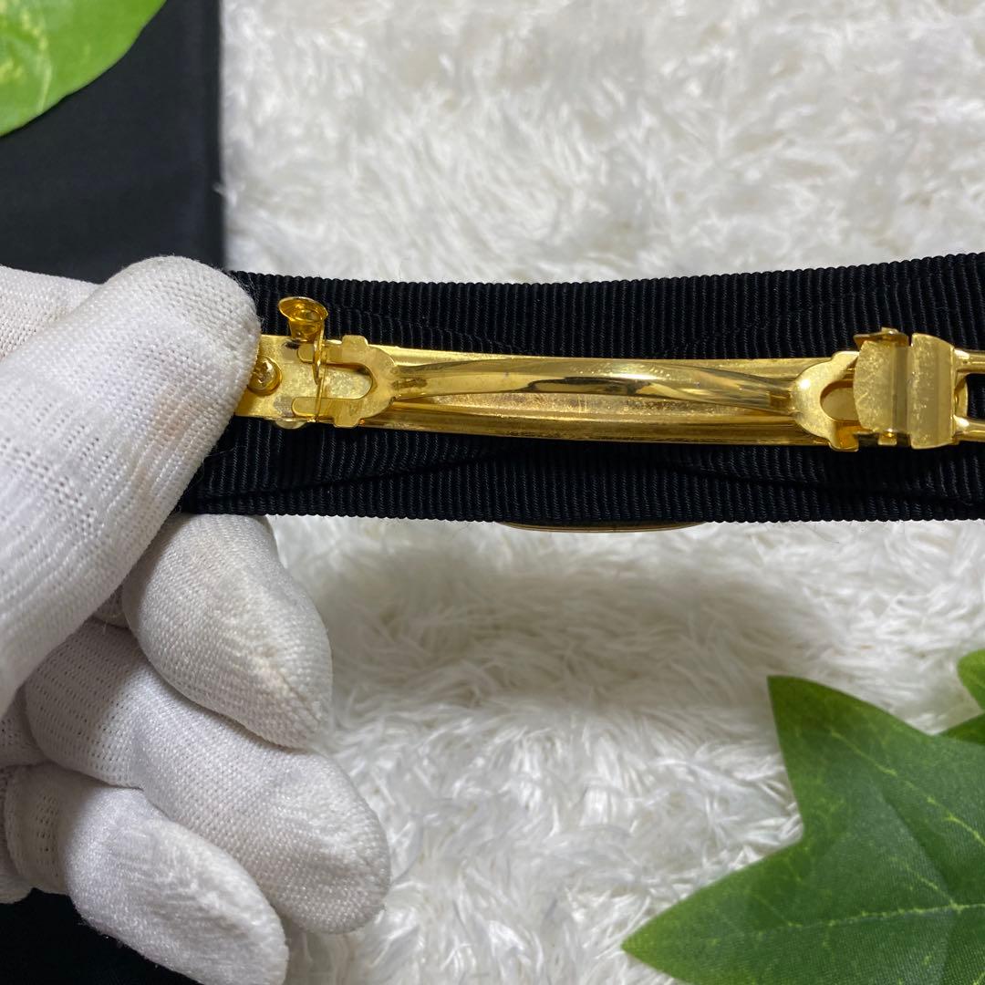 フェラガモ　バレッタ　ゴールド　金具　お洒落　小物　本体のみ