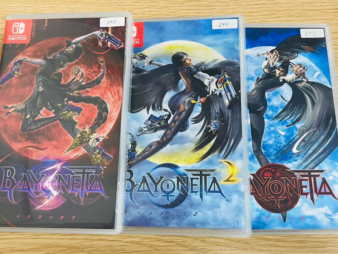 パ*ユ様 美品　動作品　3点　まとめ売り　ベヨネッタ　2　3