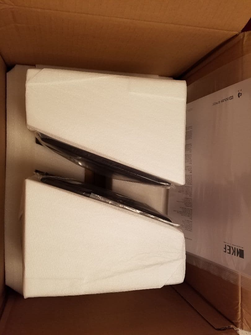 あか KEF R50 Dolby Atmos サラウンドスピーカー