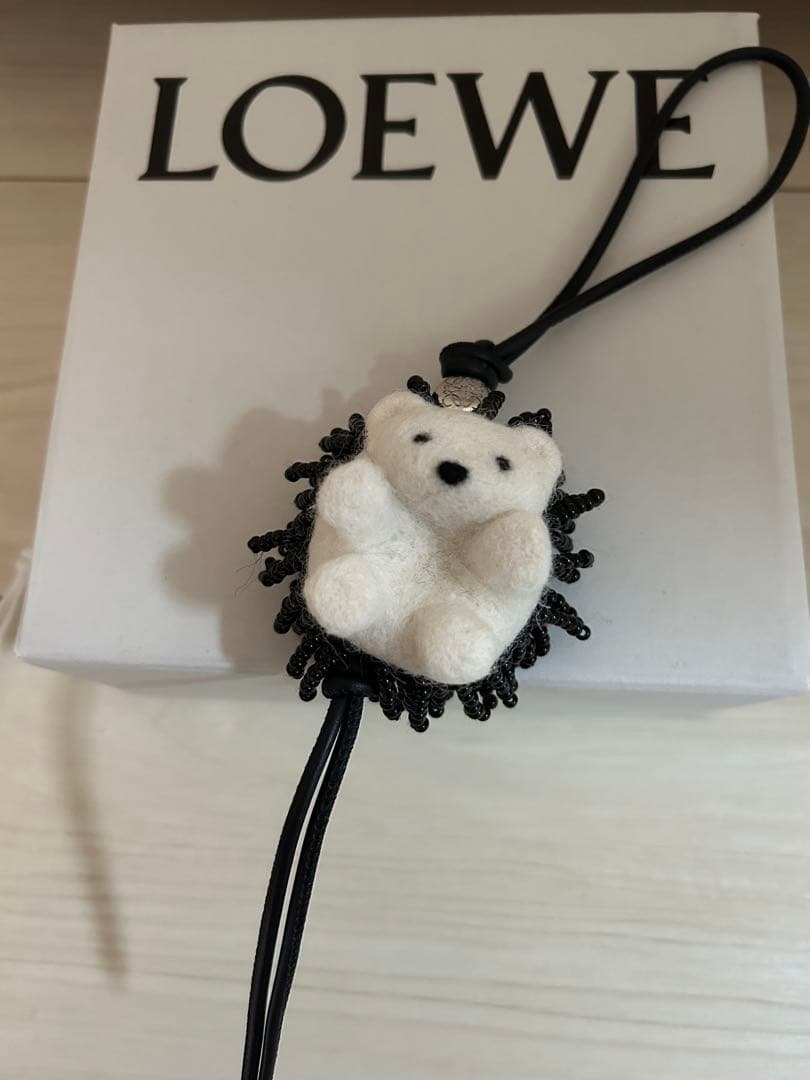 LOEWE ハリネズミチャーム　未使用　銀座三越購入