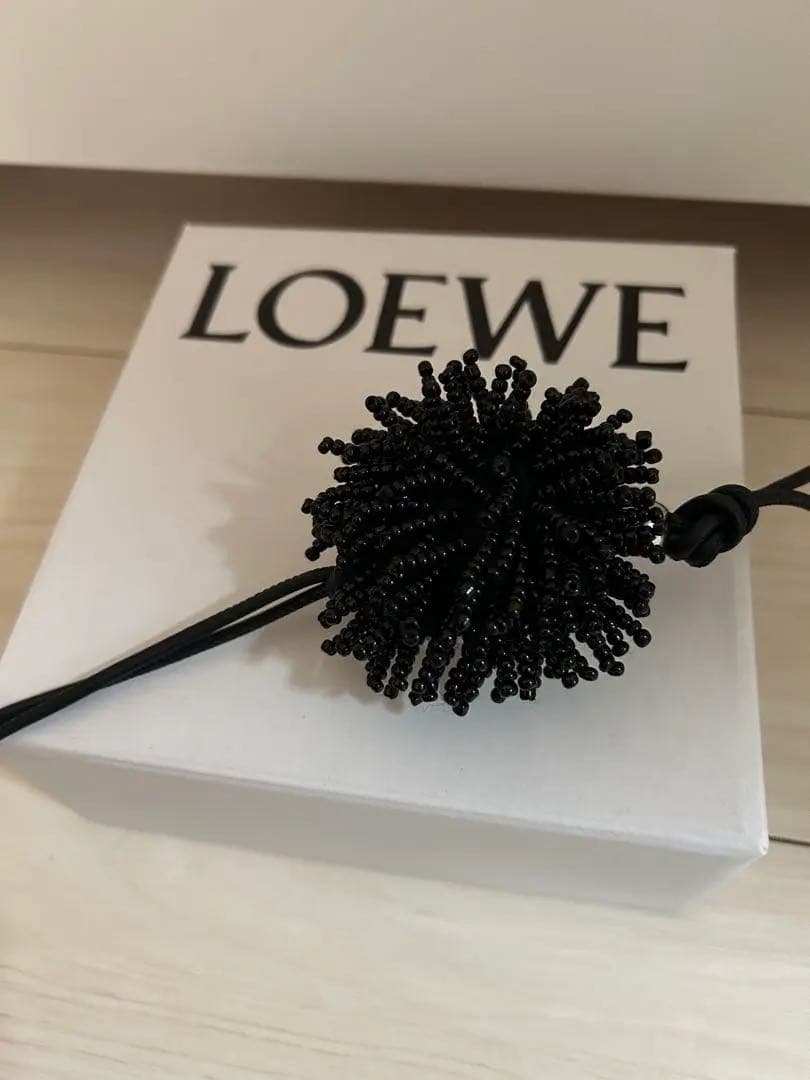LOEWE ハリネズミチャーム　未使用　銀座三越購入