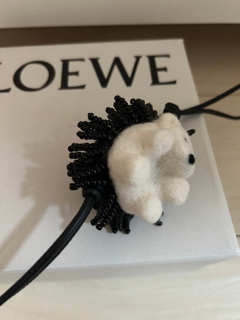 LOEWE ハリネズミチャーム　未使用　銀座三越購入