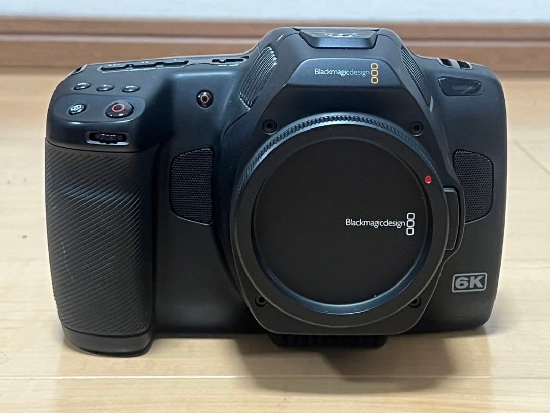BMPCC 6Kpro（レンズとリグ付き）