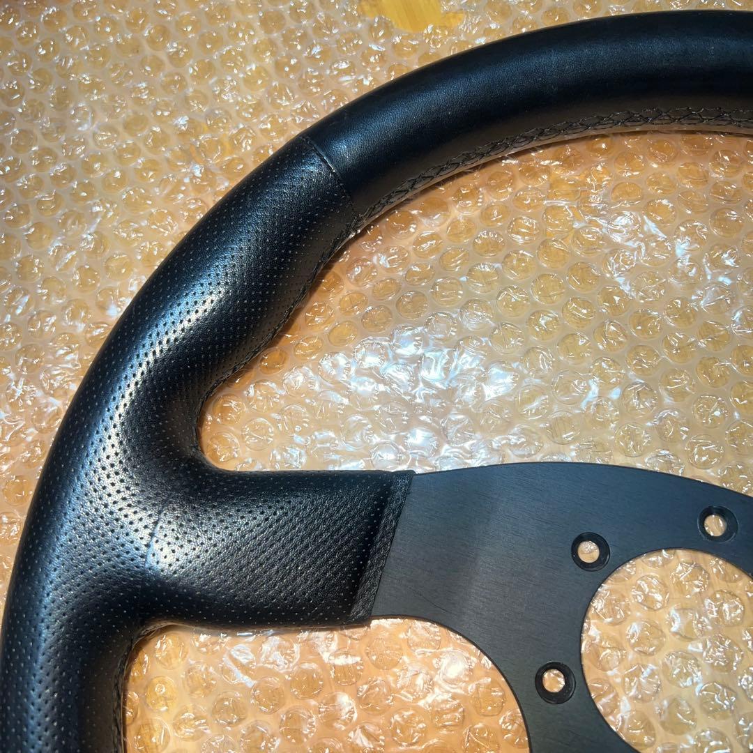 italvolanti イタルボランテ イモラ パンチング レザーステアリング