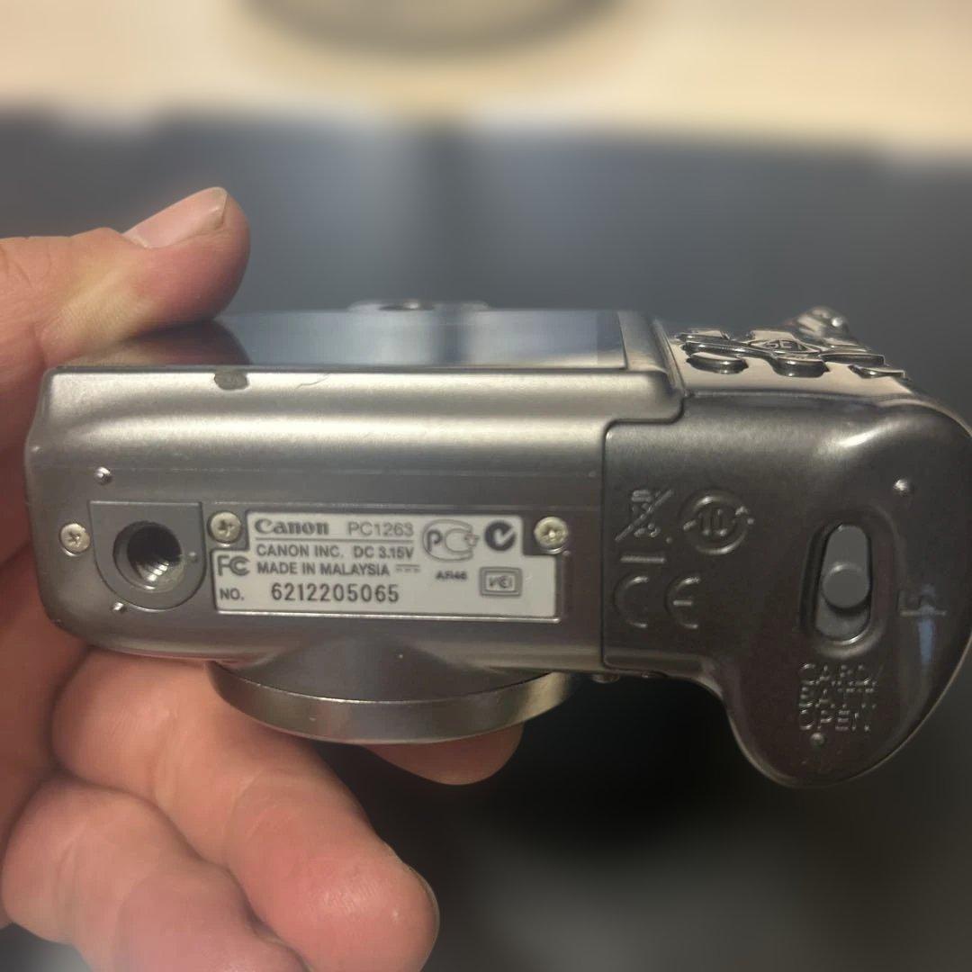 美品‼️ Canon PowerShot A590 is コンパクトデジタルカメラ