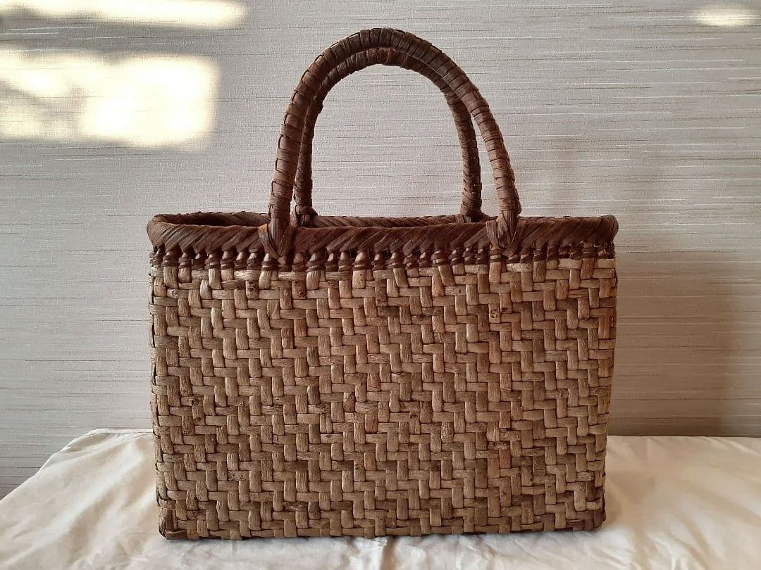 ※交渉中　国産　胡桃　くるみ　網代編みかご　かごバッグ