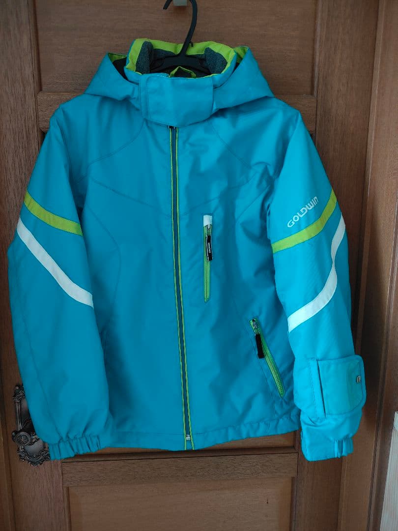 GODWIN　ジュニアスキーウェアサイズ160