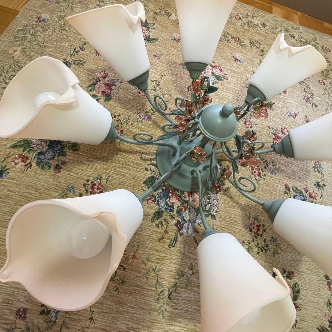 KOIZUMI LEDシャンデリア ピンク　姫部屋インテリア　ガラス細工 8灯