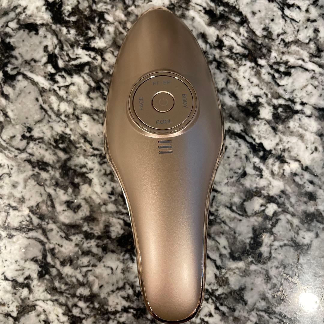 MEラボンエクラ美顔器