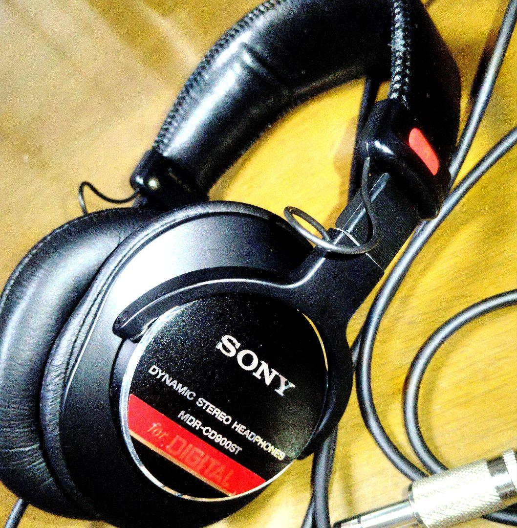 極美品　MDR-CD900STソニー本格派ヘッドホン