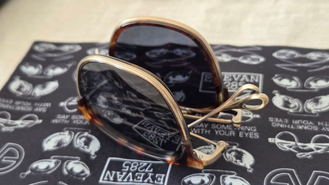 も*！様 EYEVAN7285フォールディングサングラス