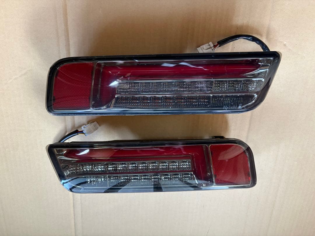 スズキ⭐︎HA36S\アルトワークス⭐︎LEDテールランプ⭐︎シーケンシャル切替えつき