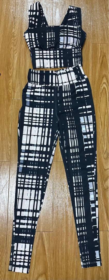 LITHEE ネイビーとホワイトのチェック柄 ヨガウェア