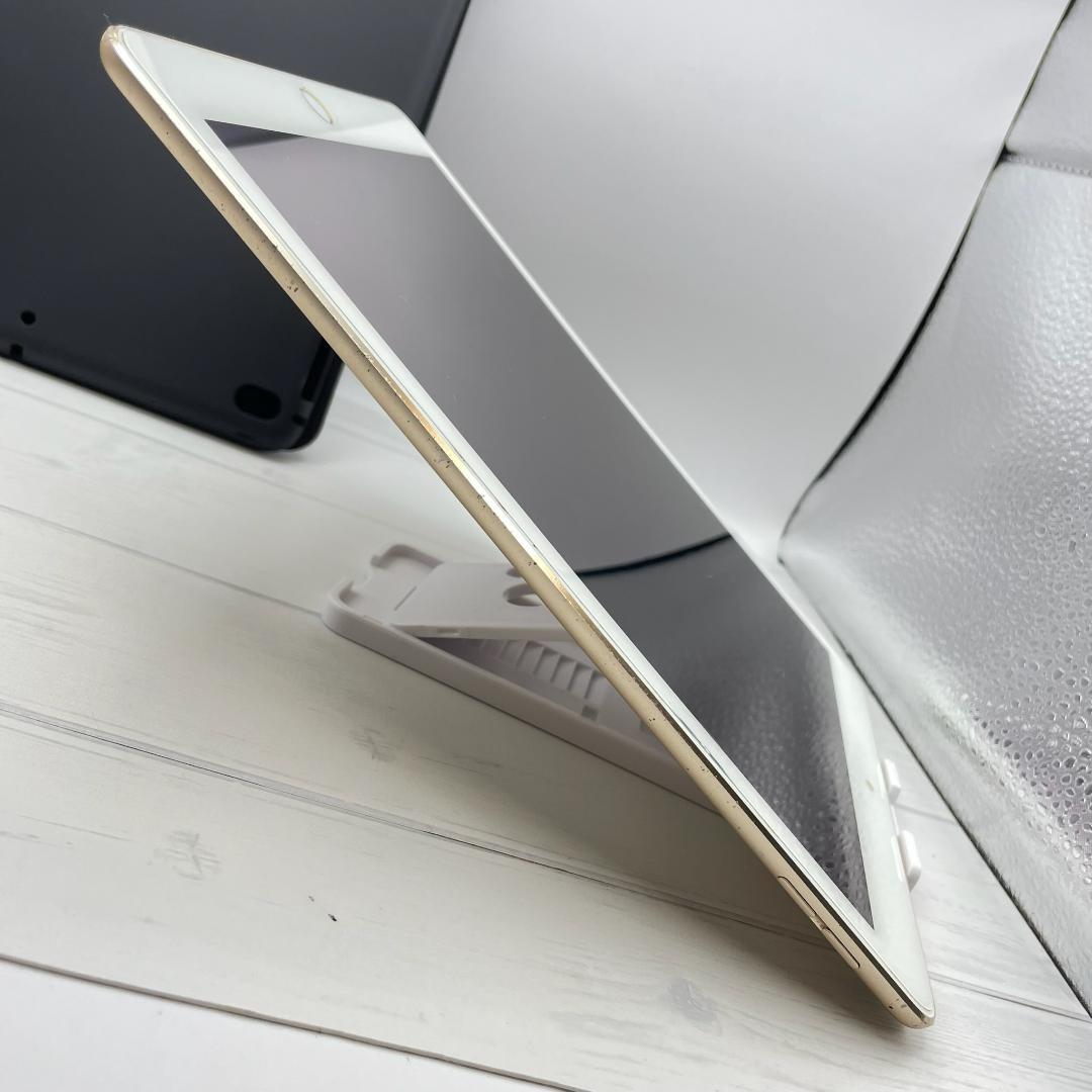 【お値打ちセット】iPad Air 64GB 本体＋未使用ケースセット