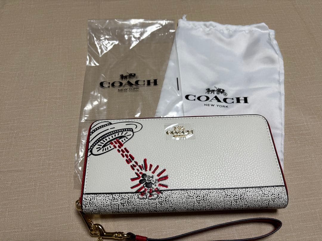 ♡限定品コーチ/COACHの長財布　新品・未使用　ミッキーマウスコラボ♡