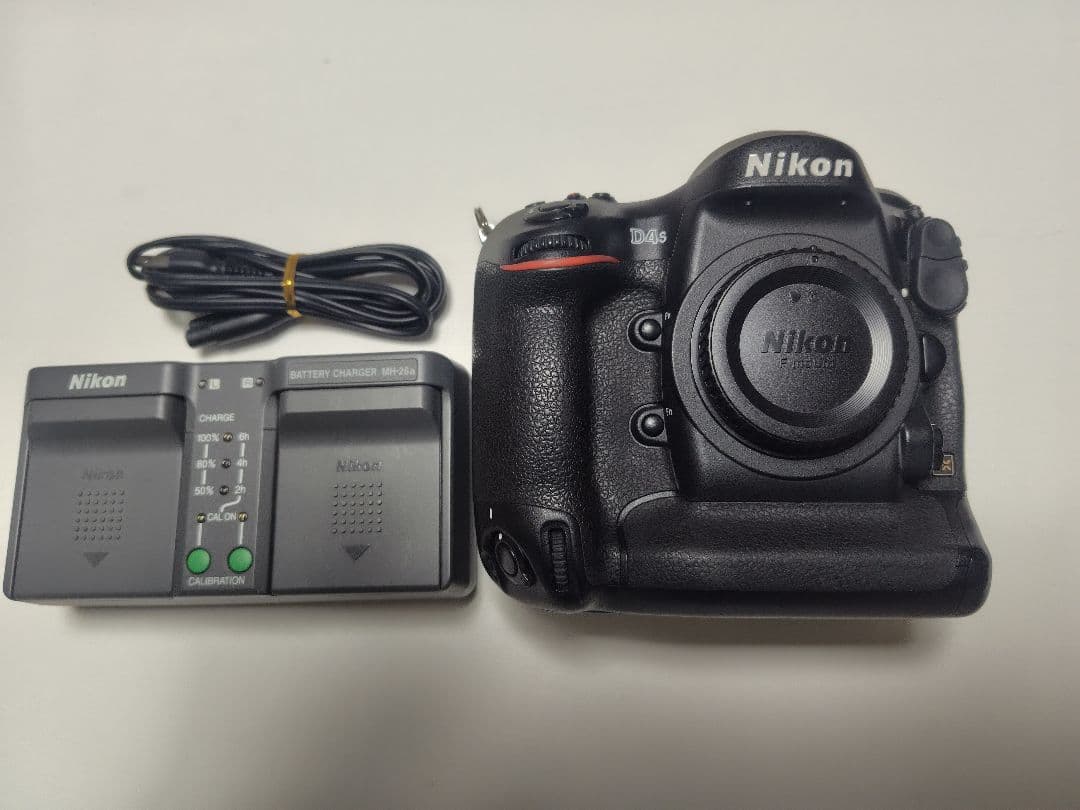 【良品】nikon d4s【シャッター回数59776回】