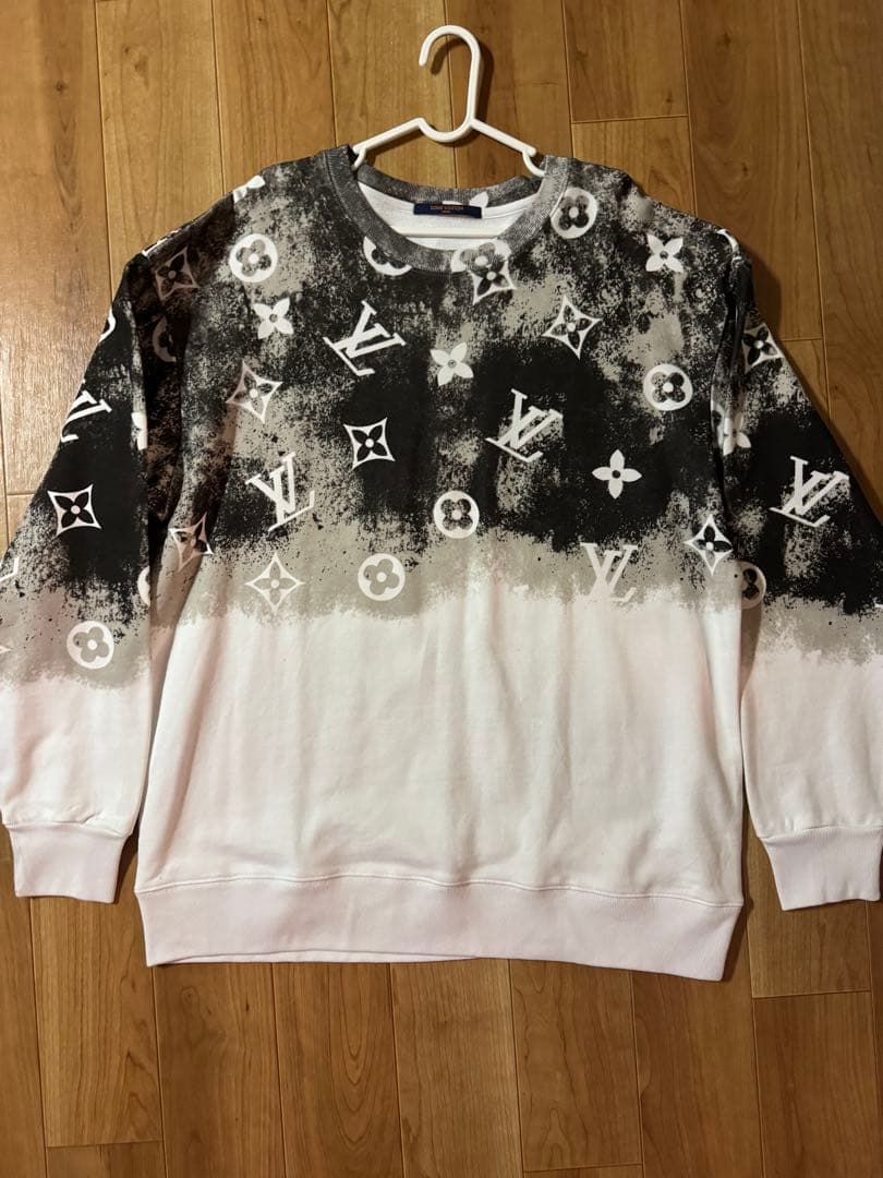LOUIS VUITTON ロゴ スウェット