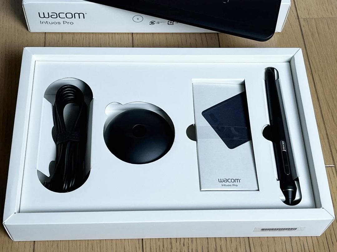 ❤️Wacom Intuos Pro Small PTH-460 ワコム