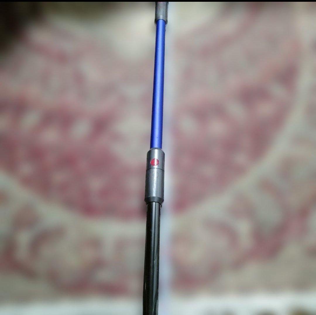 先端ノズルと延長ホース無料Dysonsv21動作確認クリーナー コードレス 本体