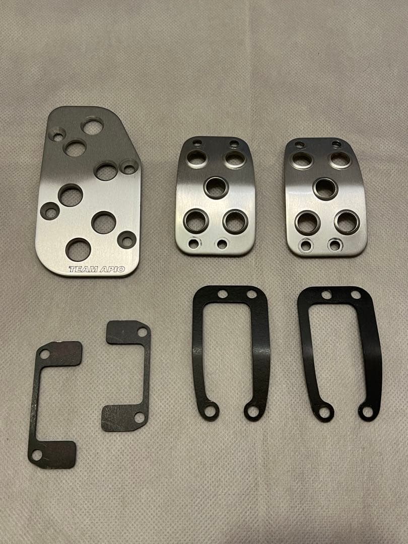 ジムニー Apio アルミペダルセット MT用