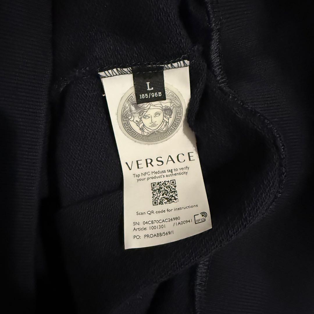 VERSACE ネイビー プリント スカーフ スウェット トレーナー