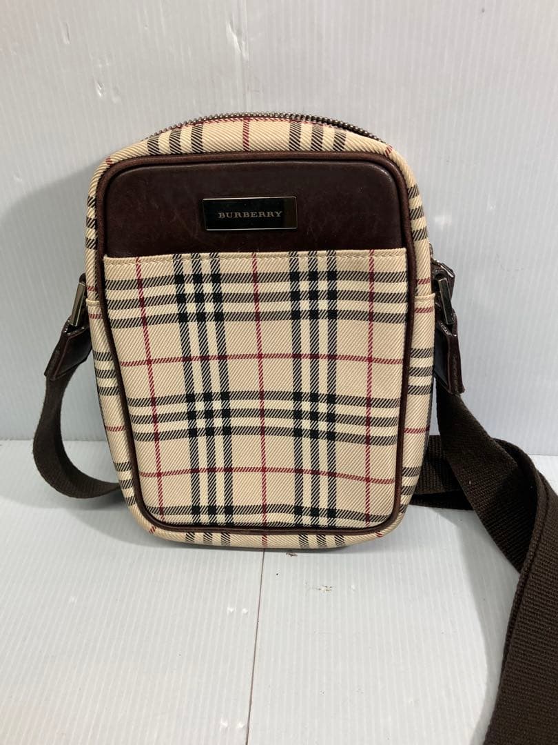 Burberry バーバリーノバチェック ショルダーバッグ 斜め掛け ポシェット