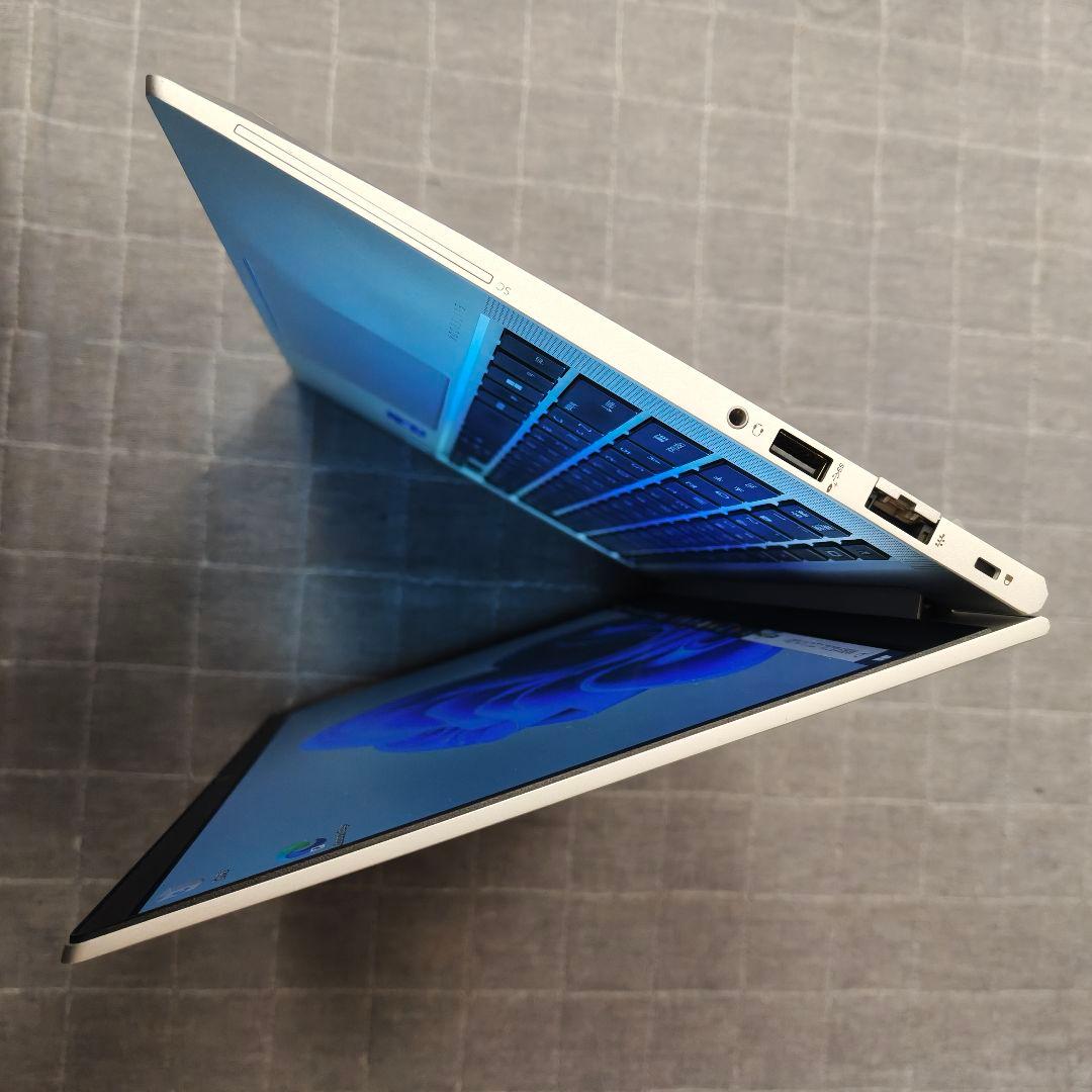 2023年8月 美品 HP 驚速 12世代i5 32GB 新品512GB