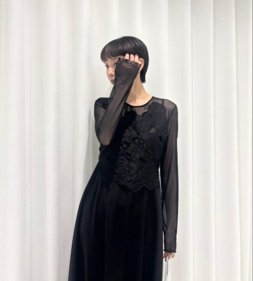 完売商品アメリUPPER EMBROIDERY FLARE DRESS