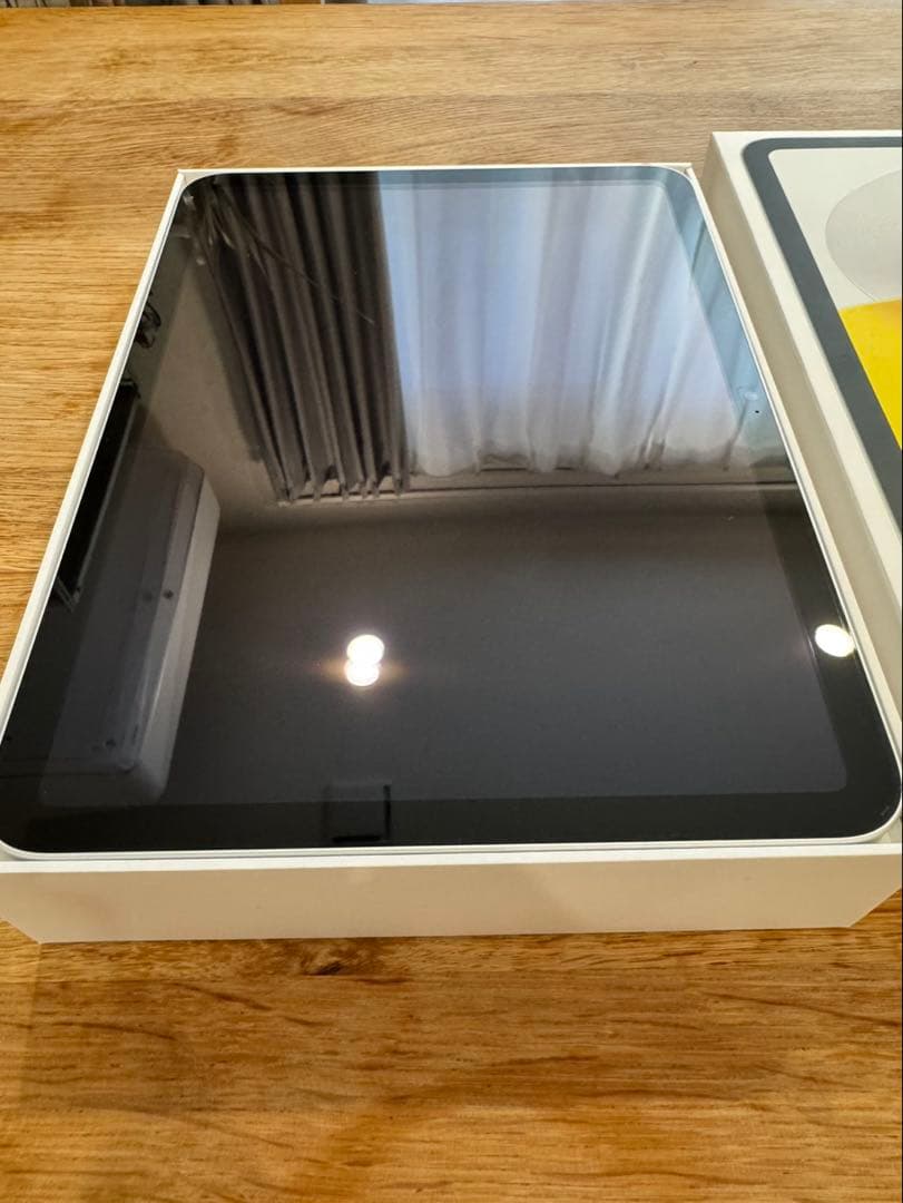 10世代iPad本体 64GB【バッテリー100%】