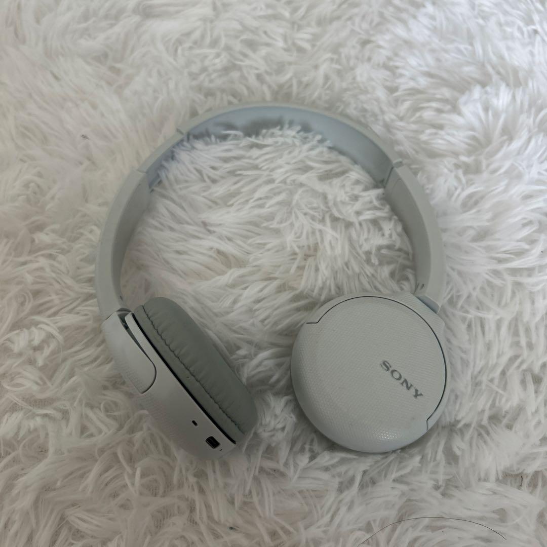 SONY ワイヤレスヘッドホンホワイト