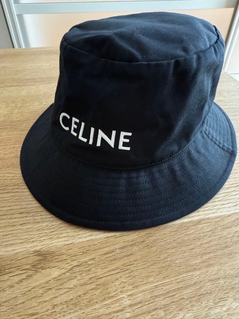 セリーヌ　バケットハット　XＬ ハイブランド　帽子