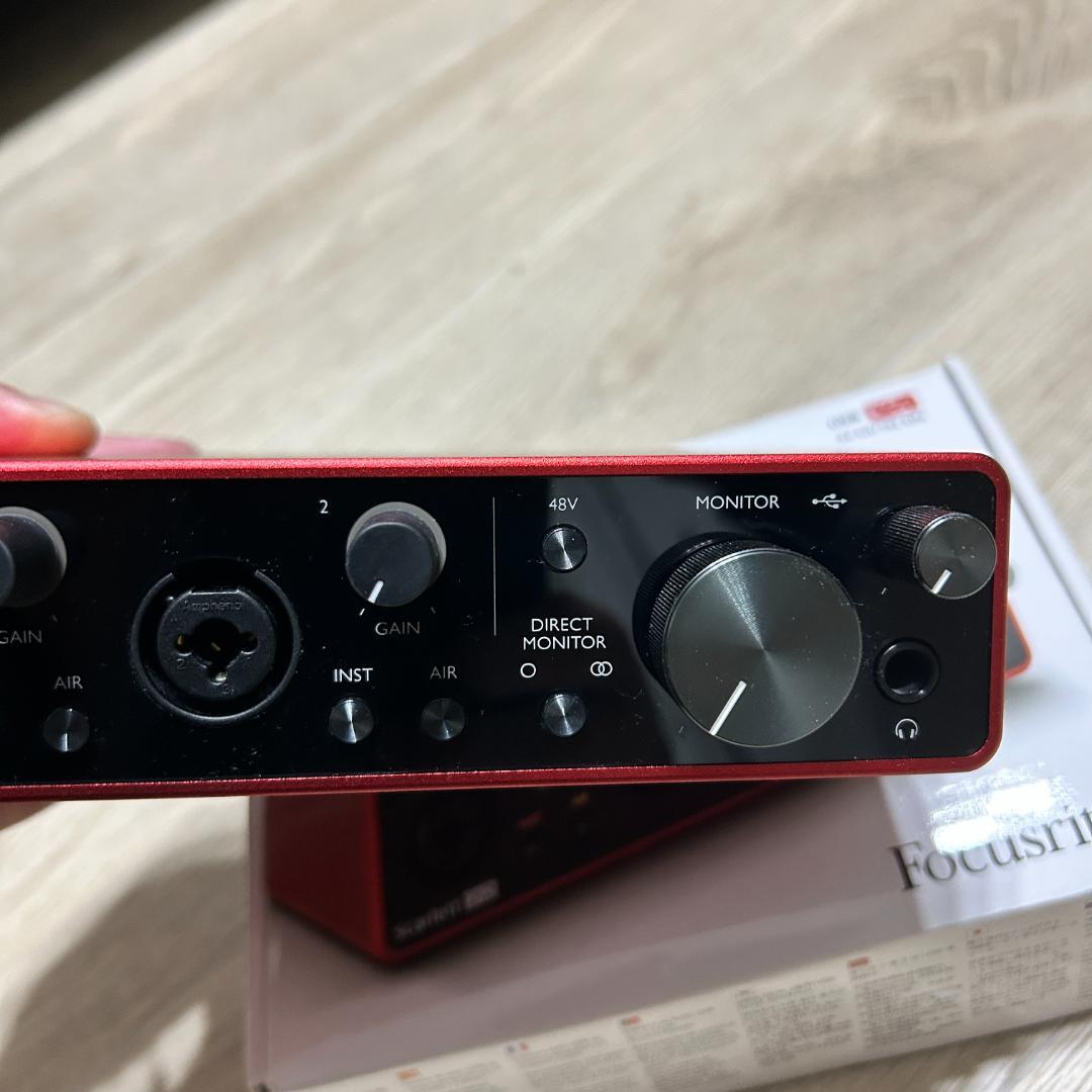 【美品】Focusrite Scarlett 2i2 Gen3rd 第３世代