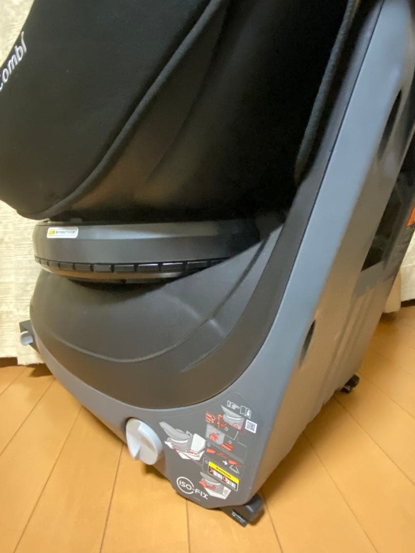 極美品 Combi クルムーヴスマート ISOFIX エッグショックNeo