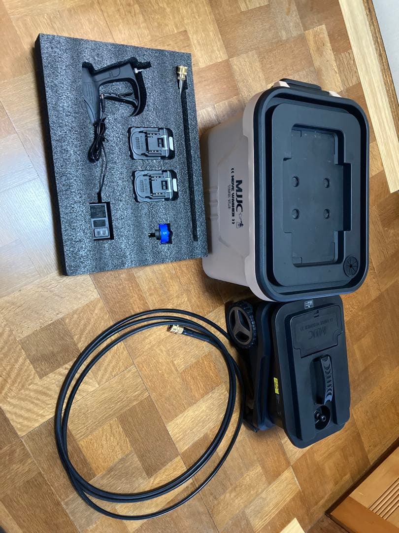 高圧洗浄機　コードレス MJIC MOVE WASHER TANK V1.0