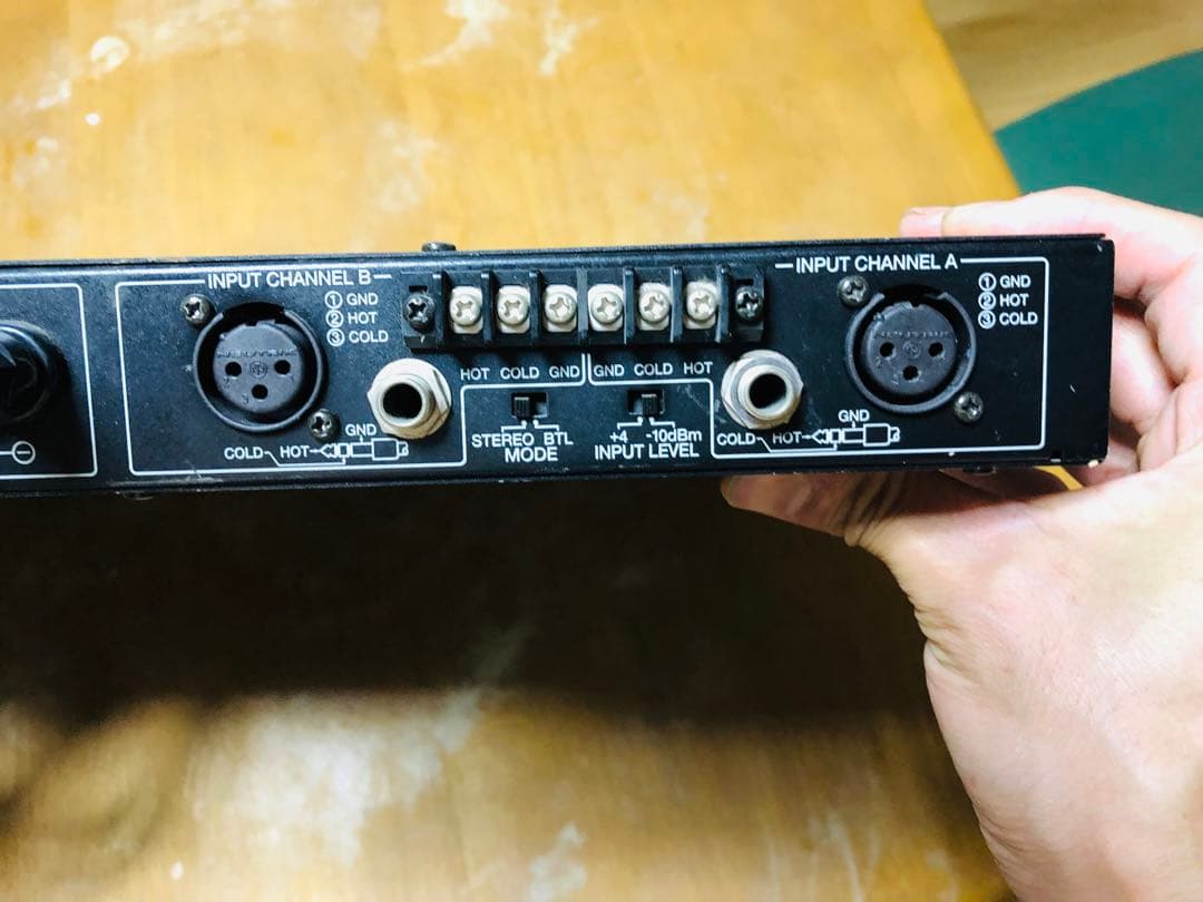 Roland パワーアンプ　SRA-200E