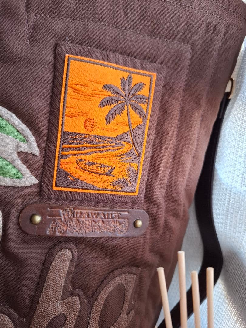 最終お値下げ！ハワイアンキルト　バッグ　2WAY ファスナー　革タグチャーム付