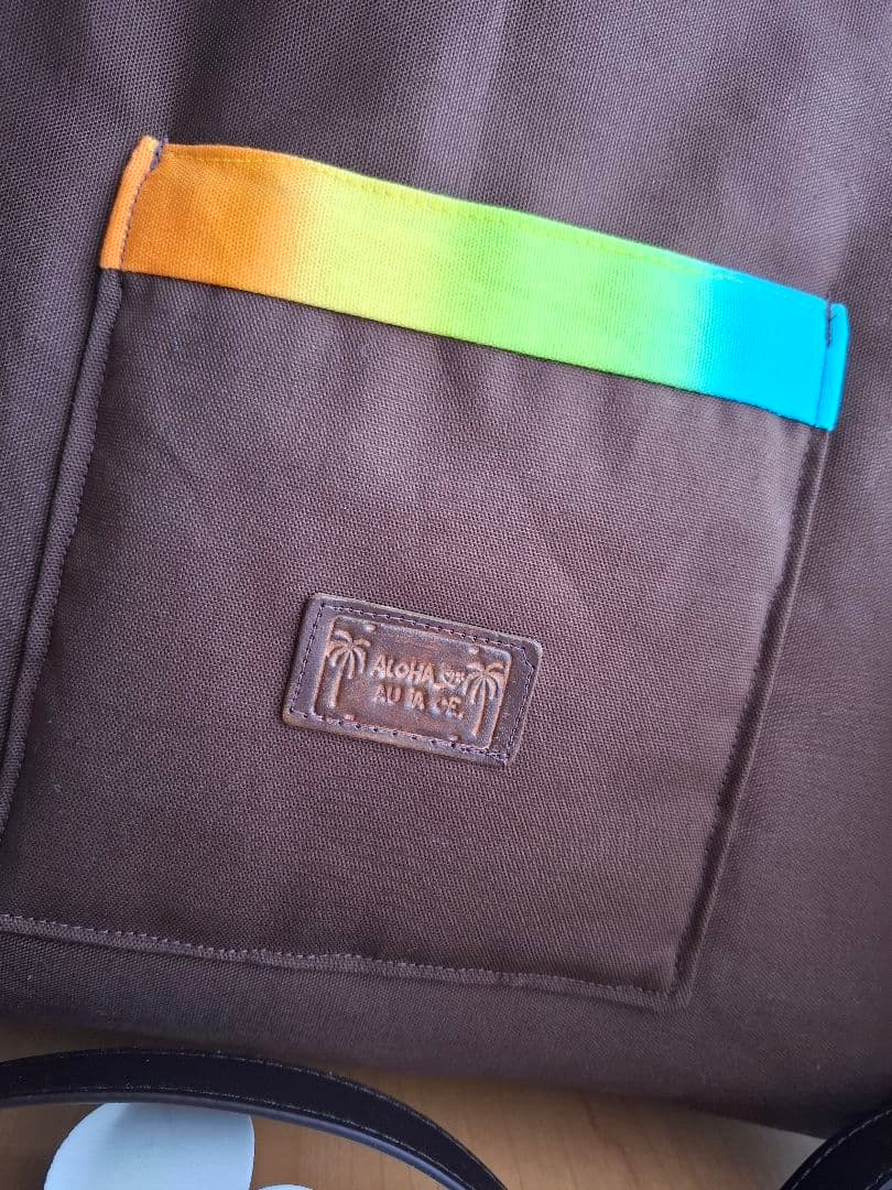 最終お値下げ！ハワイアンキルト　バッグ　2WAY ファスナー　革タグチャーム付