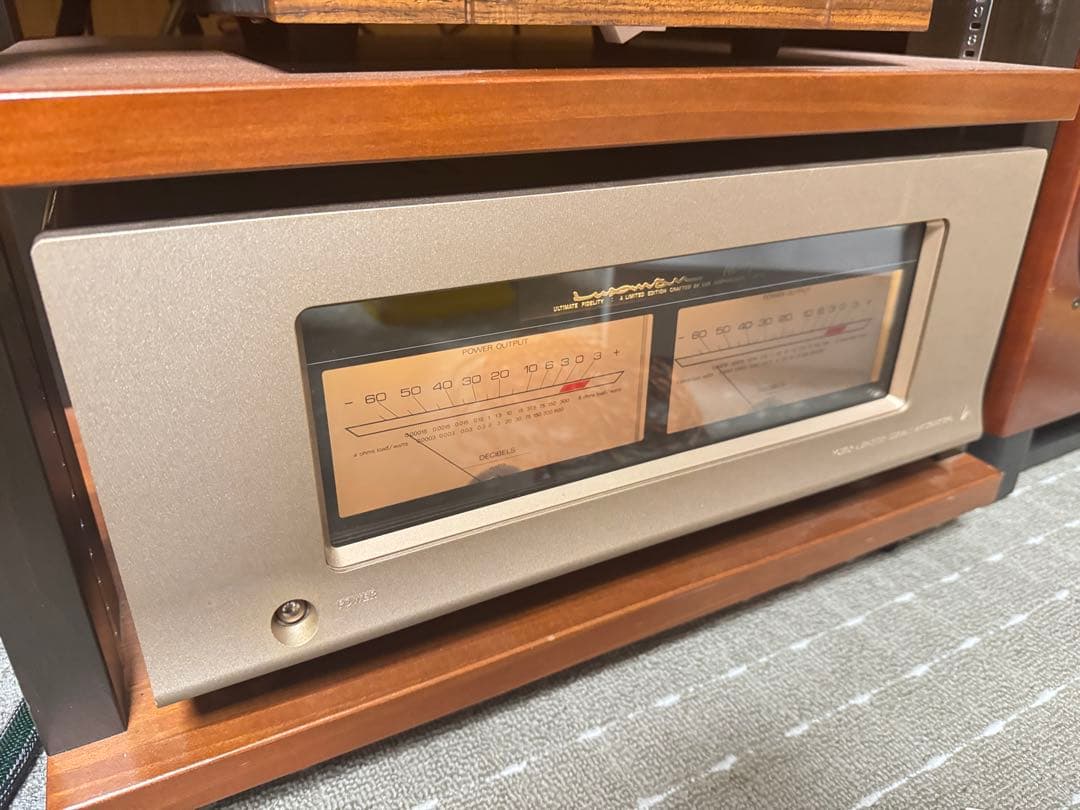 ラックスマン　パワーアンプ　M-7i