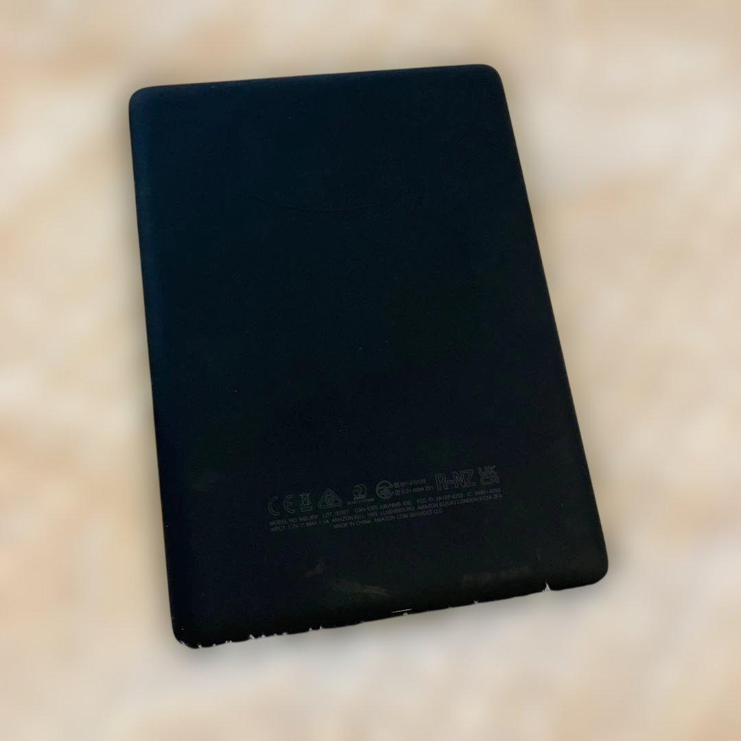 Kindle Paperwhite 16GB 6.8インチ