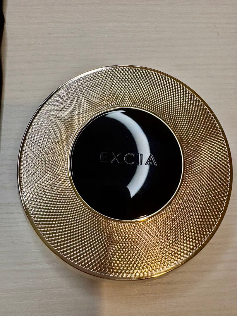 エクシア セレスティアル ヴェール　フェイスパウダープレストアルビオン